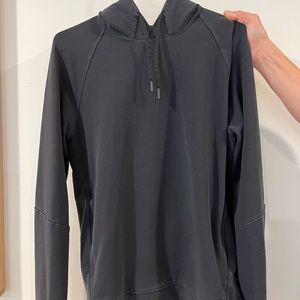 Men’s lululemon sweatshirt